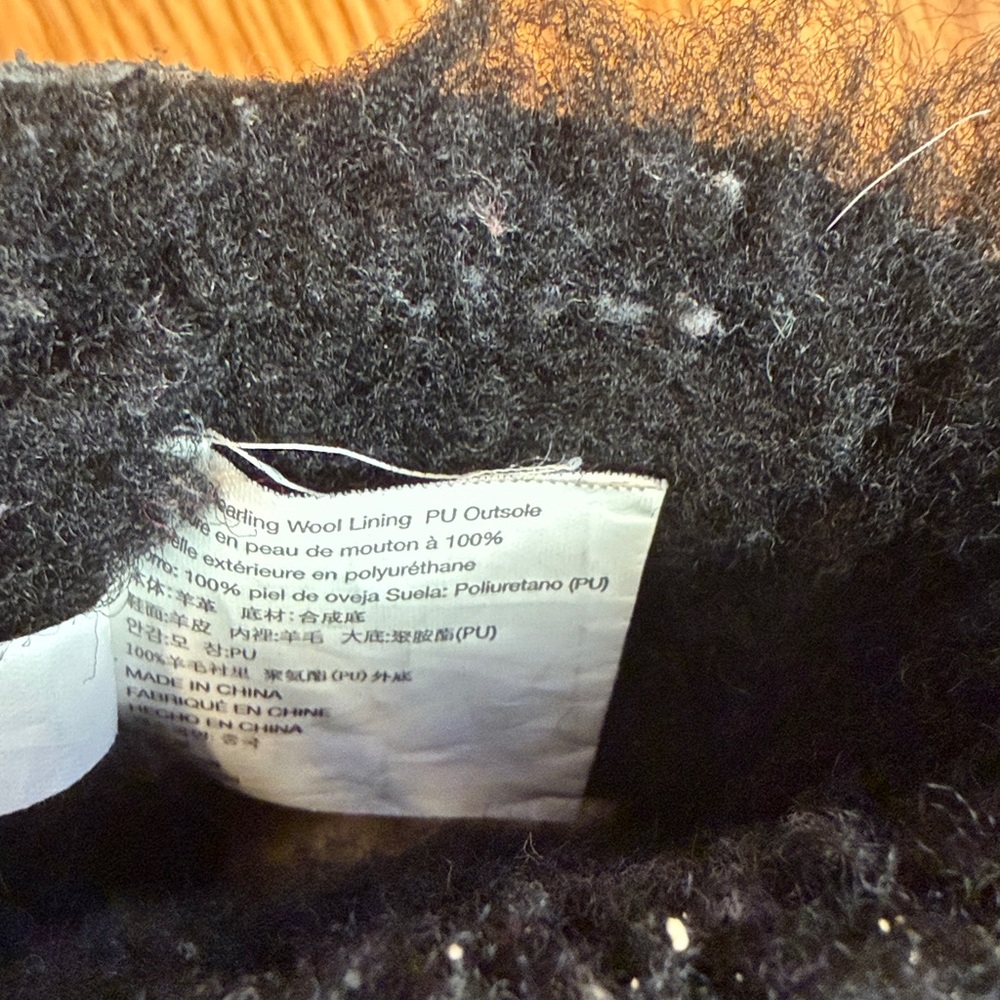 12T Suede and wool Fur-Lined Boots - Picture 7 of 9